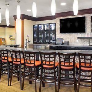 Fairfield Inn & Suites By Marriott Toronto Airport